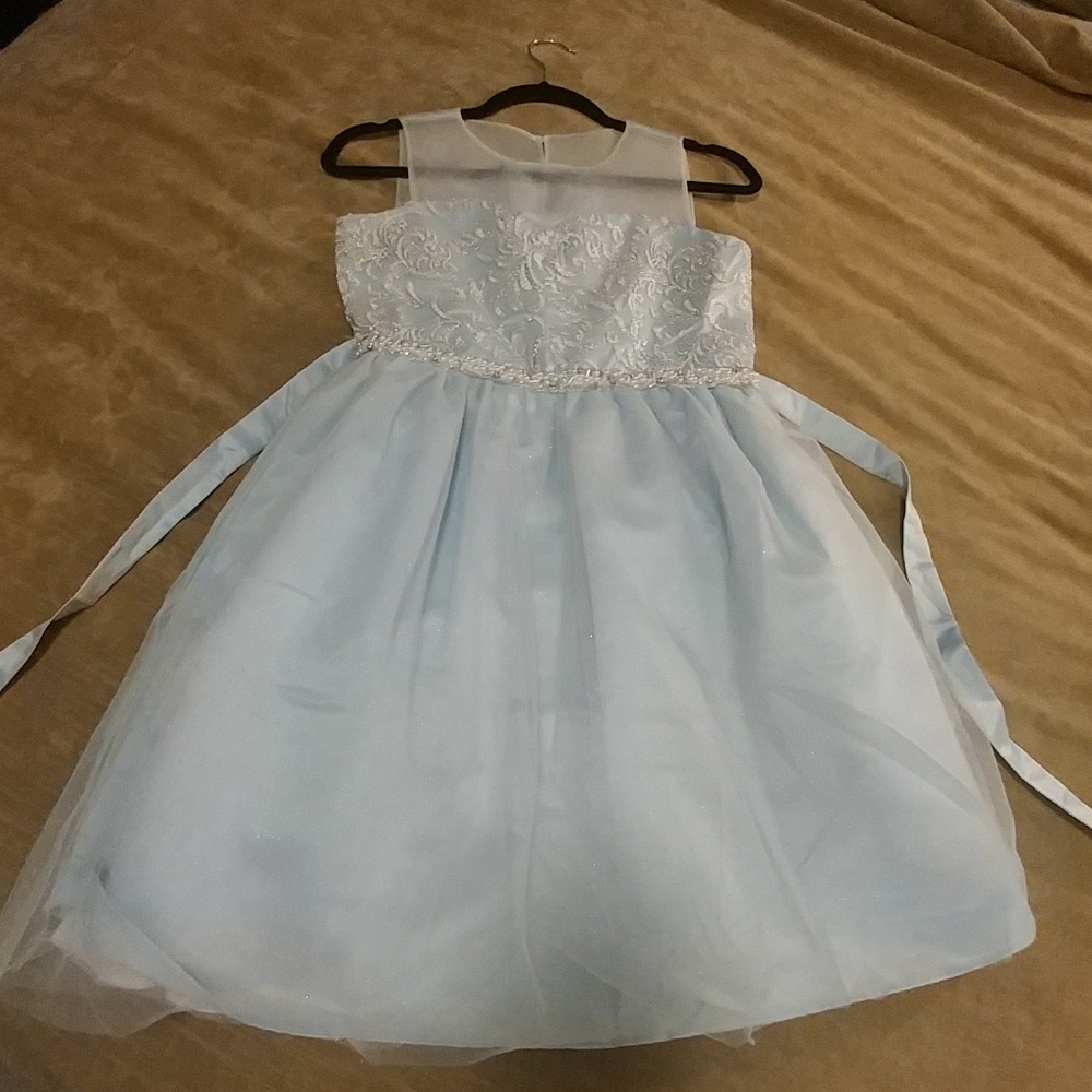 Girls party dress